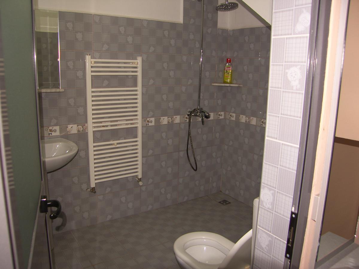 Shkodra Hotel Экстерьер фото