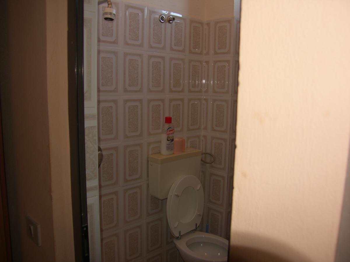 Shkodra Hotel Экстерьер фото
