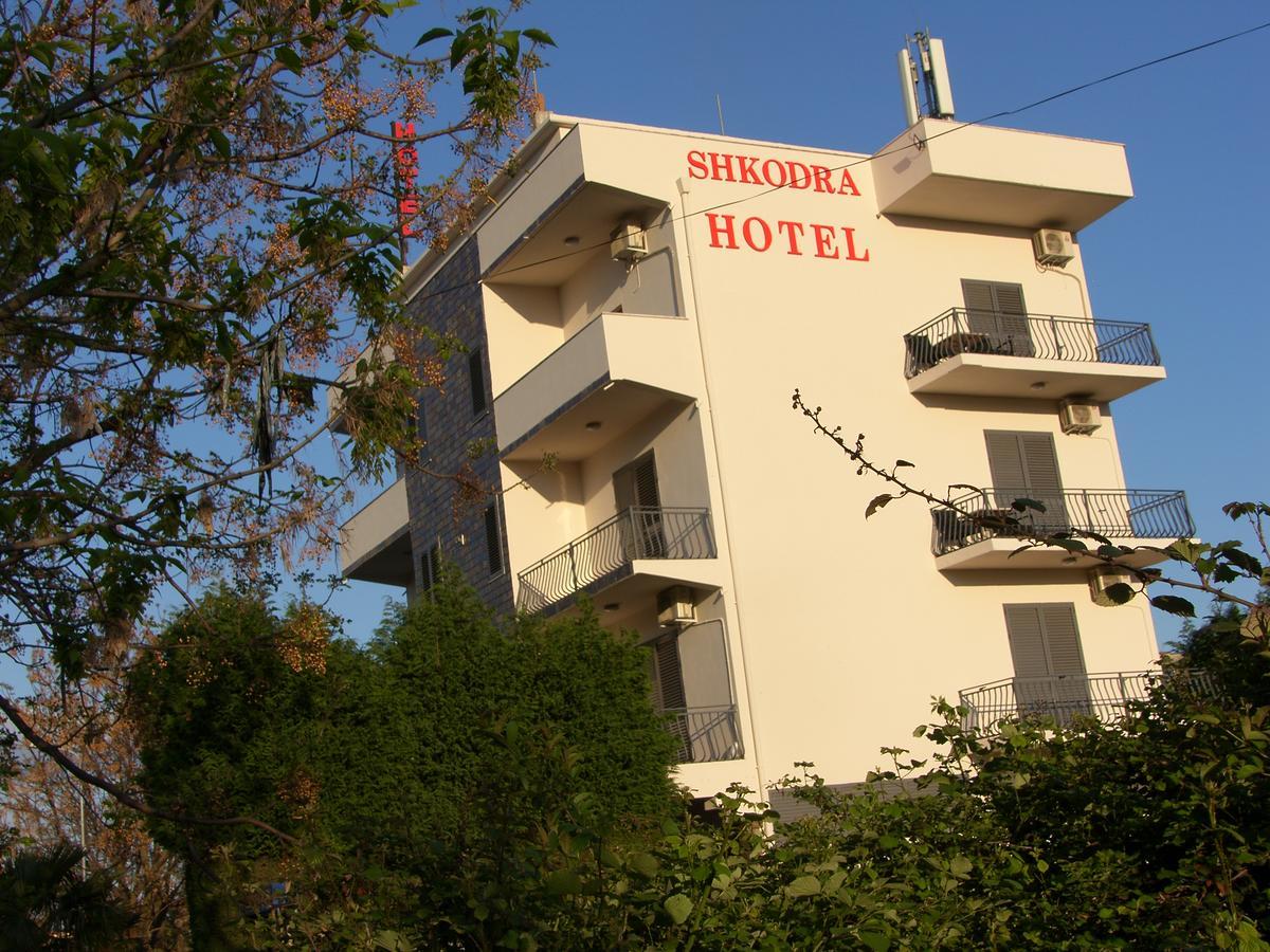 Shkodra Hotel Экстерьер фото